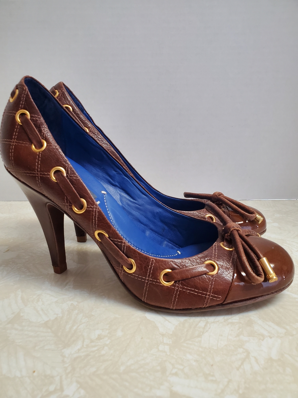 BCBGMaxAzria Brown Quilted Leather High Heel Pumps with Bow